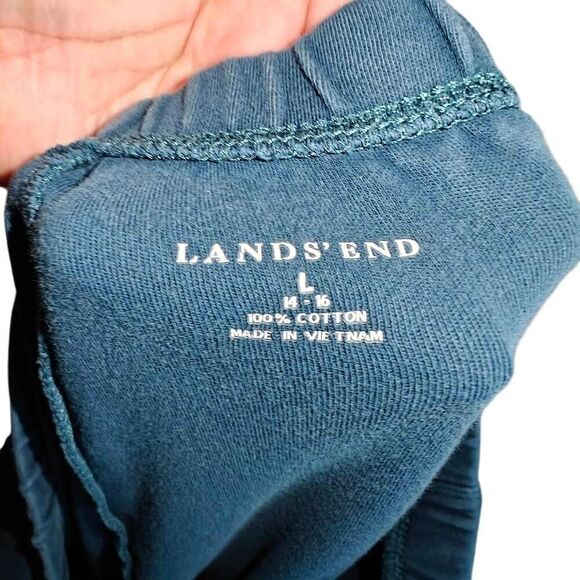 Lands End Stretch Emerald Green Cropped Pants - Picture 2 of 5